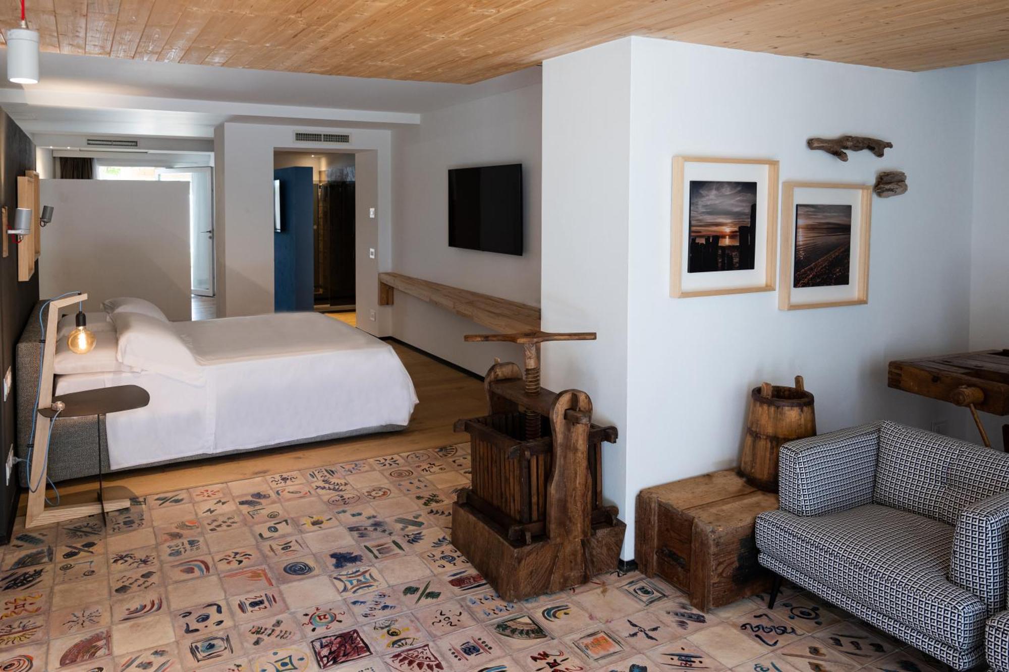 Praia Art Resort - Small Luxury Hotels Of The World (Adults Only) Ле Кастела Екстериор снимка