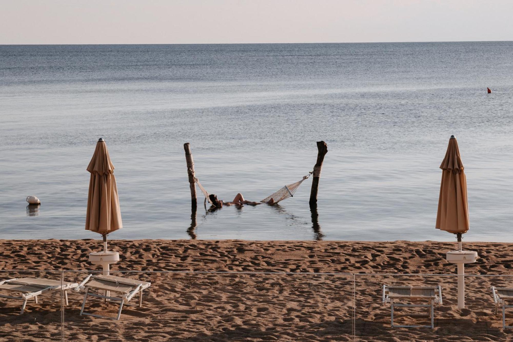 Praia Art Resort - Small Luxury Hotels Of The World (Adults Only) Ле Кастела Екстериор снимка